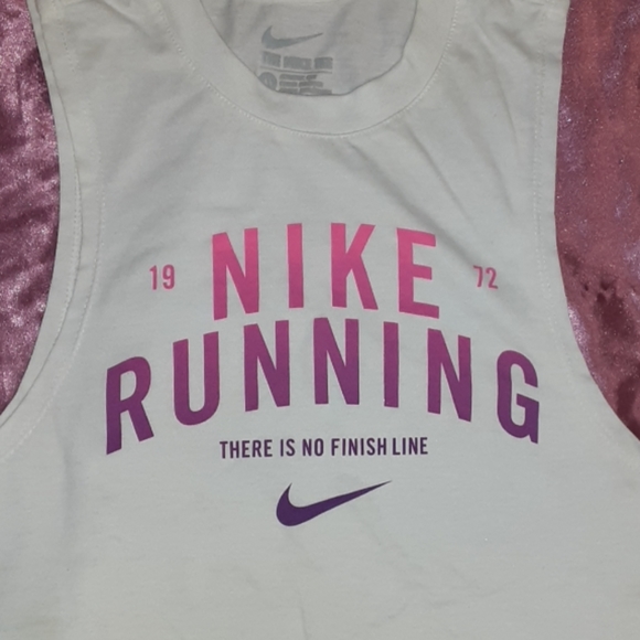 Nike Tops - Oversized Nike running tank
